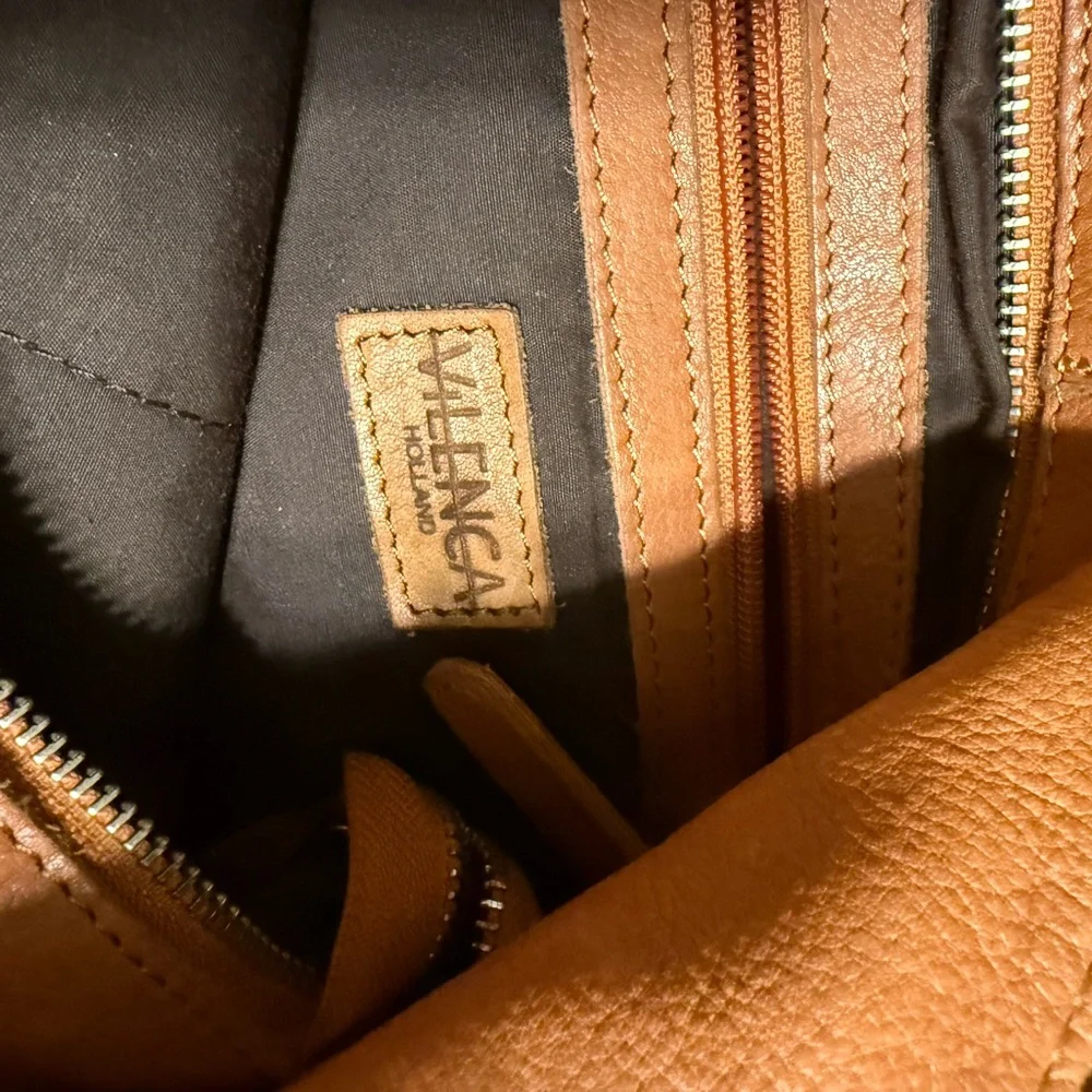 Leather Vilenca Holland bag. - Picture 3 of 3